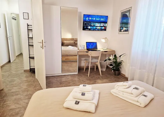 Metro C House - Parcheggio Privato - Metro A 50 M *