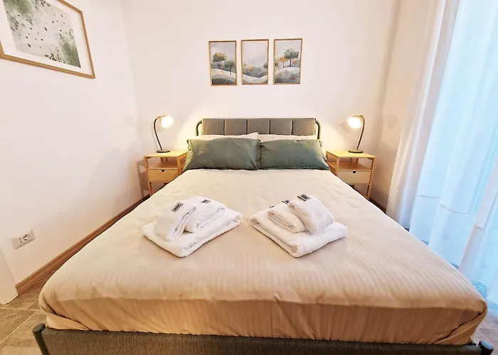 Metro C House - Parcheggio Privato - Metro A 50 M - 3 - 80 Mq