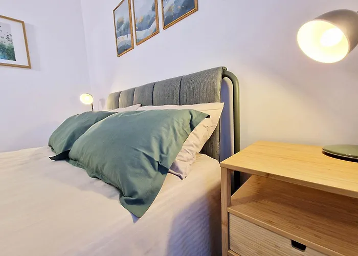 Daire Metro C House - Parcheggio Privato - Metro A 50 M Roma
