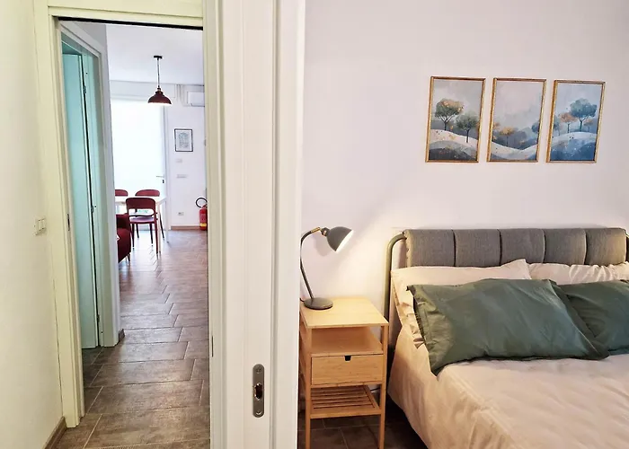 Metro C House - Parcheggio Privato - Metro A 50 M - 3 - 80 Mq *
