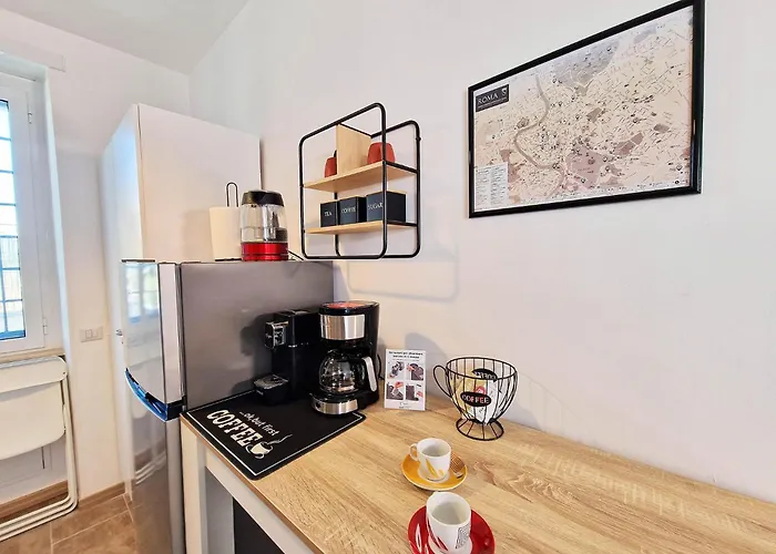Metro C House - Parcheggio Privato - Metro A 50 M - 3 - 80 Mq