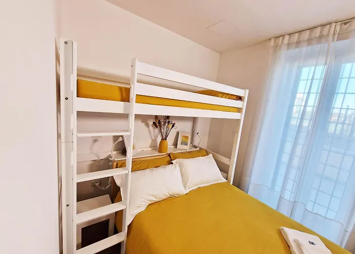 Metro C House - Parcheggio Privato - Metro A 50 M - 3 - 80 Mq Apartment