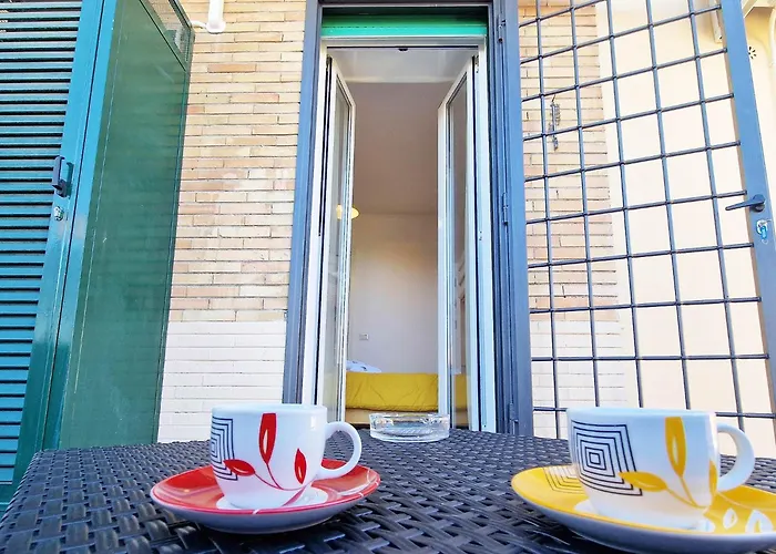 Metro C House - Parcheggio Privato - Metro A 50 M - 3 - 80 Mq *